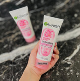 فیس واش گارنیر Sakura Glow Ceramide